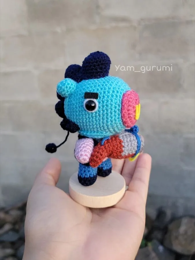 BULL miniatura 2